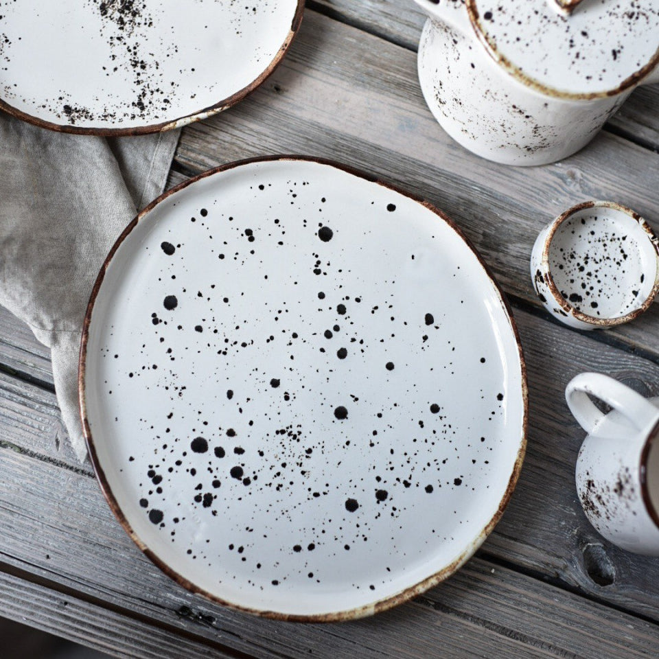 Large asymmetrical plate "Kraft"